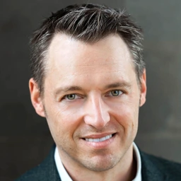 Jacek P. Dmochowski headshot